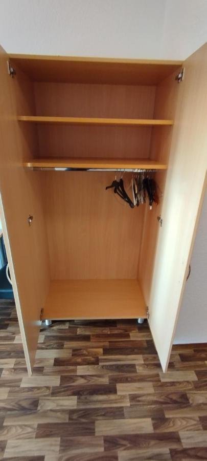 Gaststaette Zur Tribuene Aparthotel Пфунгщад Екстериор снимка